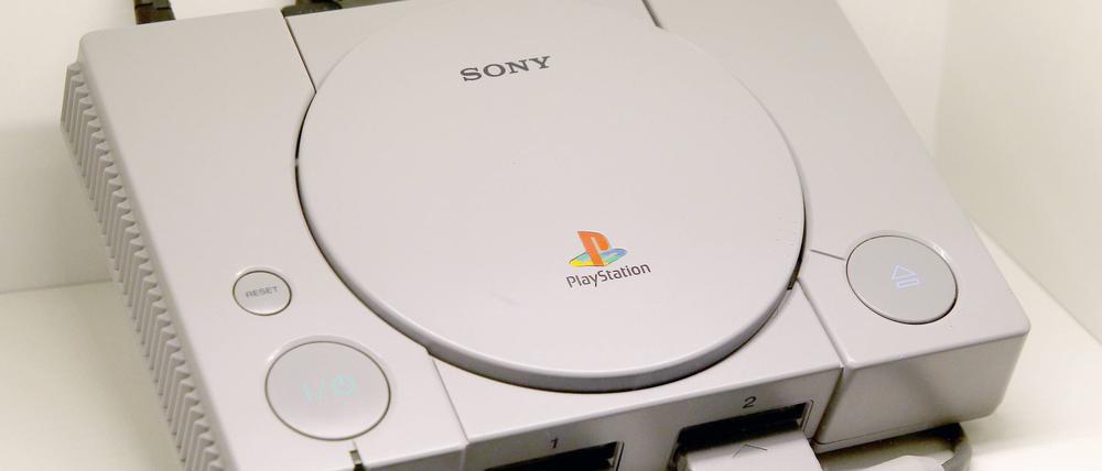 Die Playstation 1 kam 1995 auf den europäischen Markt und wurde über 102 Millionen mal verkauft. 