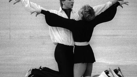 OLY-WINTER-1984-FIGURE SKATING-TORVILL-DEAN