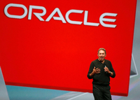 Oracle, im Bild Firmengründer Ellison, expandiert und eröffnet in Deutschland zwei Rechenzentren..