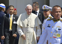 Papst Franziskus begann seine Asien-Reise in Bangkok.