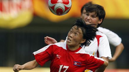 Peking 2008 - Fußball Frauen Nordkorea - Deutschland