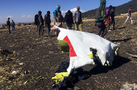 Wrackteile der abgestürzten Boeing 737 in Äthiopien