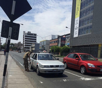Ausgangssperre. Kontrolle auf den Straßen Limas.