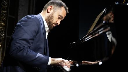 Mit einem neuen Album will der Berliner Pianist Igor Levit Organisationen unterstützen, die Antisemitismus bekämpfen. 