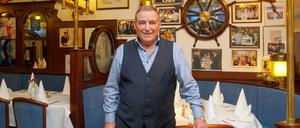 Pietro Piredda feiert das 50-jährige Bestehen seines italienischen Restaurants "Il Porto" in Westend. Es ist das Stammlokal von Hertha BSC.