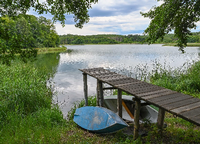 Am Sinken des Wasserstands von Seen wie dem Pinnower See in Brandenburg ist erkennbar, dass vor allem im Sommer weniger Wasser nachkommt, als durch Verdunstung und mancherorts auch Entnahme verloren geht.