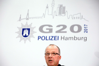 Muss seine Krise ohne Rückendeckung seiner Bundespartei durchstehen: Hamburgs Erster Bürgermeister Olaf Scholz (SPD).