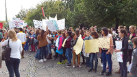 Hunderte Schüler des Max-Planck-Gymnasiums demonstrierten am Donnerstag für Ihre Schule - mit Erfolg.
