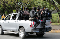 Polizisten am Rande einer Veranstaltung mit Daniel Ortega in Managua.