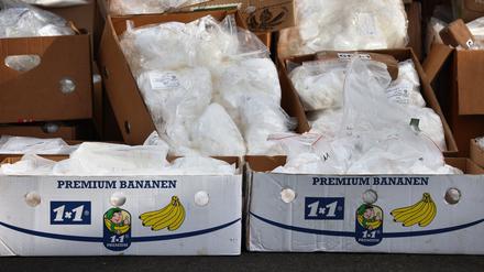 Rund 1,5 Tonnen Kokain liegen zum Abtransport bereit, um von der bayerischen Polizei vernichtet zu werden (Symbolbild). 