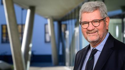 Robert Schlögl, Chemiker und bis 1.4. 2023 Direktor am Fritz-Haber-Institut der Max-Planck-Gesellschaft, ist seit Januar 2023 neuer Präsident der Alexander von Humboldt-Stiftung.