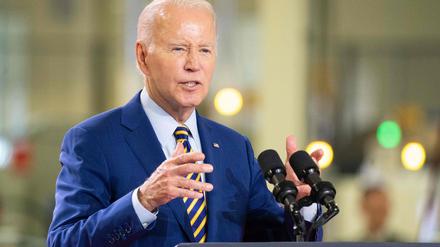 Joe Biden will Streumunition an die Ukraine liefern.