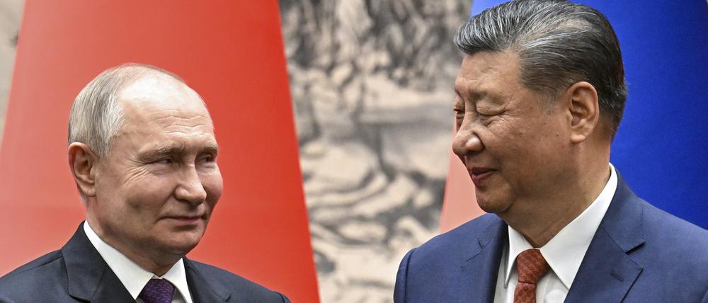 Der russische Präsident Wladimir Putin und der chinesische Präsident Xi Jinping bei Gesprächen in Peking.