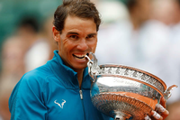 11. Titel bei den French Open: Rafael Nadal lässt Dominic ...