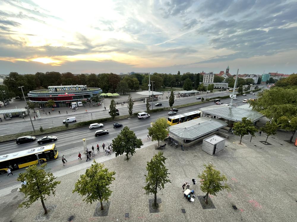 Berliner Eis-Legende: „Florida Eis“ schließt für immer am Rathaus Spandau