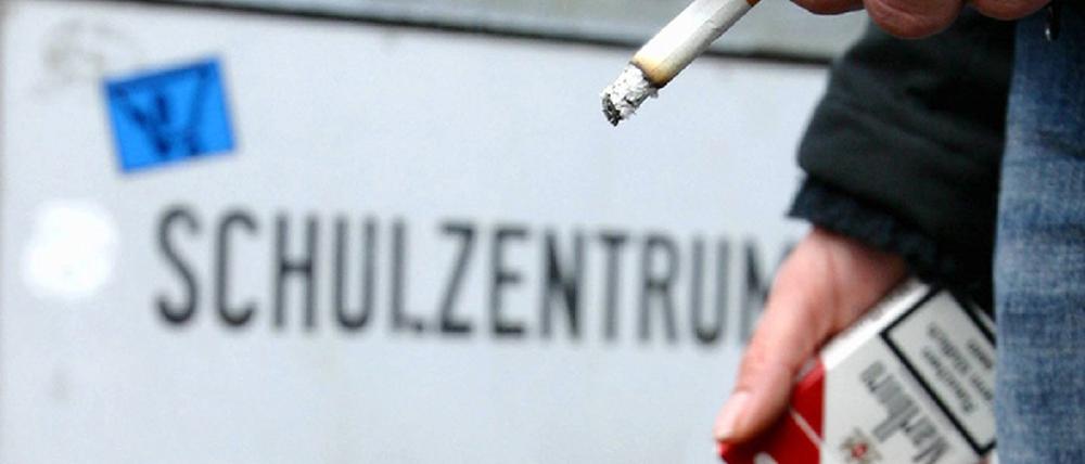 Gesundheit Jugendliche kümmern sich nicht ums Rauchverbot