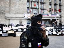 Zehn Jahre nach Ausrufen der „Volksrepublik Donezk“: „Unsere Fäuste waren gegen Schusswaffen machtlos“