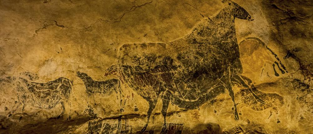 Replika der Tiermalereien in der Grotte von Lascaux, die schätzungsweise 15.000 Jahre alt sind.
