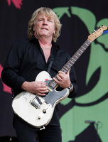 Rick Parfitt im Jahr 2009 beim Glastonbury-Festival.