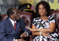 Das Militär will verhindern. dass Robert Mugabes Frau Grace seine Nachfolgerin wird.