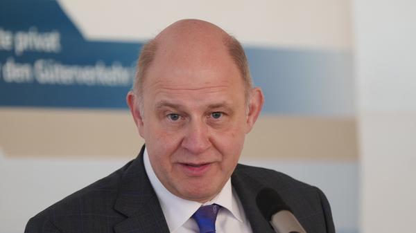  Roger Lewandowski (CDU), alter, neuer Landrat des Kreises Havelland. 