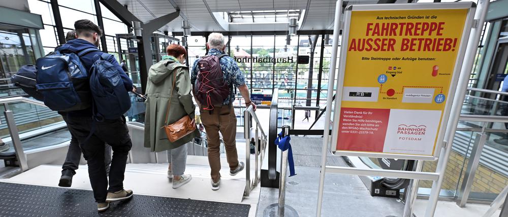 Außer Betrieb: Die Rolltreppen in den Potsdamer Bahnhofspassagen.