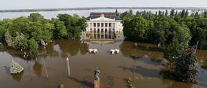 Der überschwemmte Kulturpalast in Nowa Kachowka.