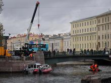Fahrzeug stürzt in Fluss: Mehrere Tote bei Busunglück in St. Petersburg