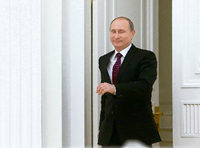 Lächelt weiter. Russlands Präsident Wladimir Putin sucht nach seiner Ausladung beim G-7-Gipfel die Nähe der Brics-Staaten.