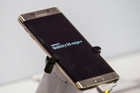 Das Display des Samsung Galaxy S6 Edge Plus ist nun 5,7 Zoll groß gegenüber 5,1 Zoll beim Vorgänger.