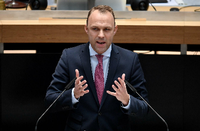 Sebastian Czaja, Fraktionsvorsitzender der Berliner FDP, spricht bei der 53. Plenarsitzung des Berliner Abgeordnetenhauses im Jahr 2020.