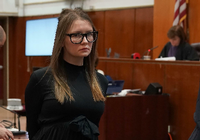 Die Hochstaplerin Anna Sorokin vor Gericht.