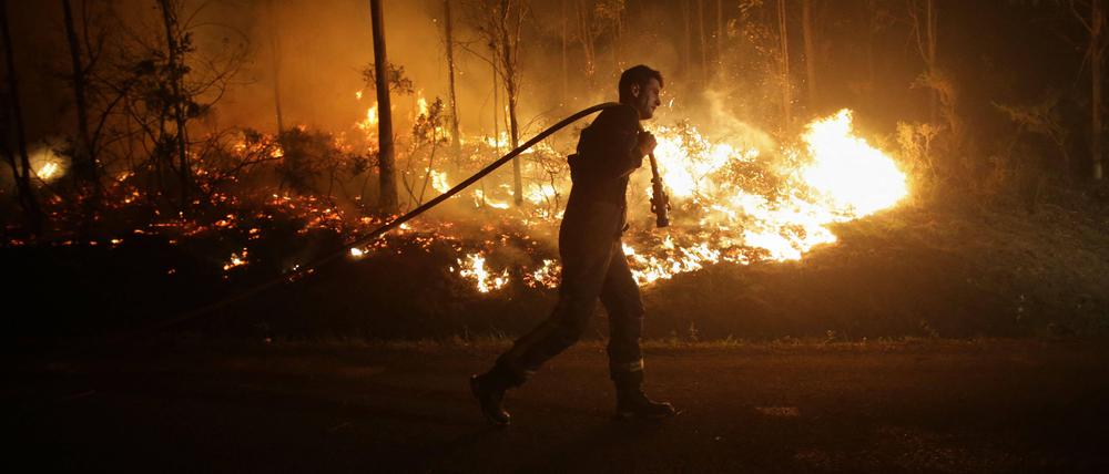 Ein Waldbrand in Spanien im Oktober 2023. 