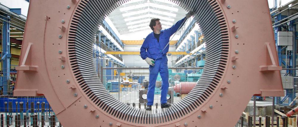 Das Dynamowerk von Siemens in Berlin verliert die Großmotorenfertigung mit 400 Arbeitsplätzen.
