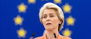 Ursula von der Leyen (CDU), Präsidentin der Europäischen Kommission, im EU-Parlament