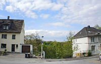 Ort des Geschehens. Am 29. Mai 1993 zündeten Rechtsextreme in Solingen das Haus einer türkischen Familie an. Aus Respekt wurde seither hier nicht mehr gebaut. Es entstand eine grüne Lücke.