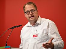 Vorwurf der Untreue: Linken-Politiker zeigt Karl Lauterbach an