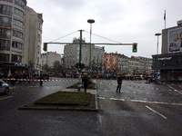 Zwei Stunden war die Urbanstraße am Hermannplatz gesperrt. Grund war - mal wieder - ein verdächtiger Koffer.