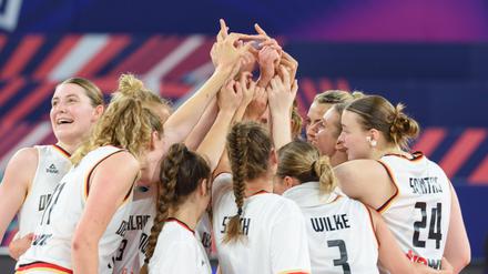 Gemeinsam voran. Die deutschen Basketballerinnen hoffen auf das Viertelfinale.