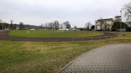Der Sportplatz ESV Lok Potsdam in der Berliner Straße soll verkauft werden