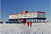 Station Neumayer III wird in der Antarktis eroeffnet