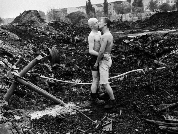 Szene aus dem Dokumentarfilm „Baldiga  – Entsichertes Herz“ über den schwulen West-Berliner Fotografen.