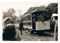 Es war einmal eine Straßenbahn in Spandau - hier das Abschlussfest 1967 in Hakenfelde. Die Fotos hat Tagesspiegel-Leserin Christine Lange aus ihrem Privatarchiv geholt.