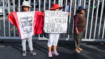 Demonstranten in Peru.