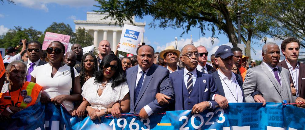 Tausende Menschen, darunter Martin Luther Kings Nachfahren, versammelten sich am Samstag zu einer Kundgebung in Washington.