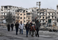 Bewohner von Aleppo machten sich auf den Weg zu ihren früheren Wohnungen.
