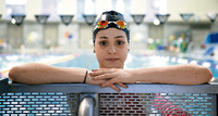 Die syrische Schwimmerin Yusra Mardini läuft bei den Olympischen Spielen auch ins Stadion ein.