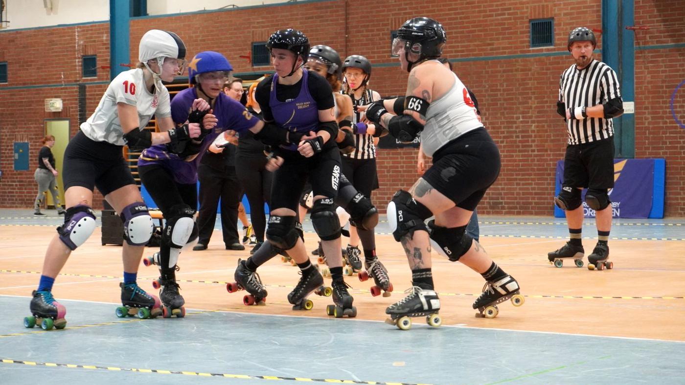 Berliner Team in der Roller Derby Bundesliga Mit taktischen Kniffen