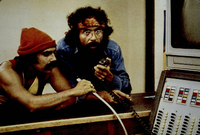 Nur Gras im Kopf. Szene aus dem Film „Viel Rauch um Nichts“ von 1978 mit Cheech Marin (links) und Tommy Chong. Sie prägten bis in die 90er Jahre das Image von Cannabis als "lustige" Droge. Auf der Messe Mary Jane soll es auch um ernsthafte Aspekte gehen.