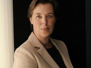 Die Schriftstellerin Susanne Tägder hat als Richterin an einem Sozialgericht in Karlsruhe gearbeitet. 